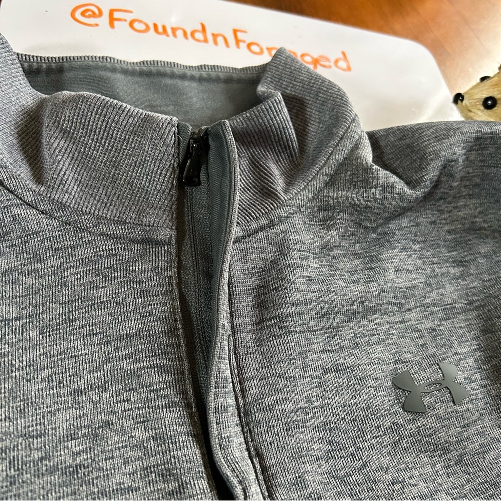 Under Armour Quarter-Zip Performance Pullover | Men’s Medium | Heather Gray - Picture 5 of 6